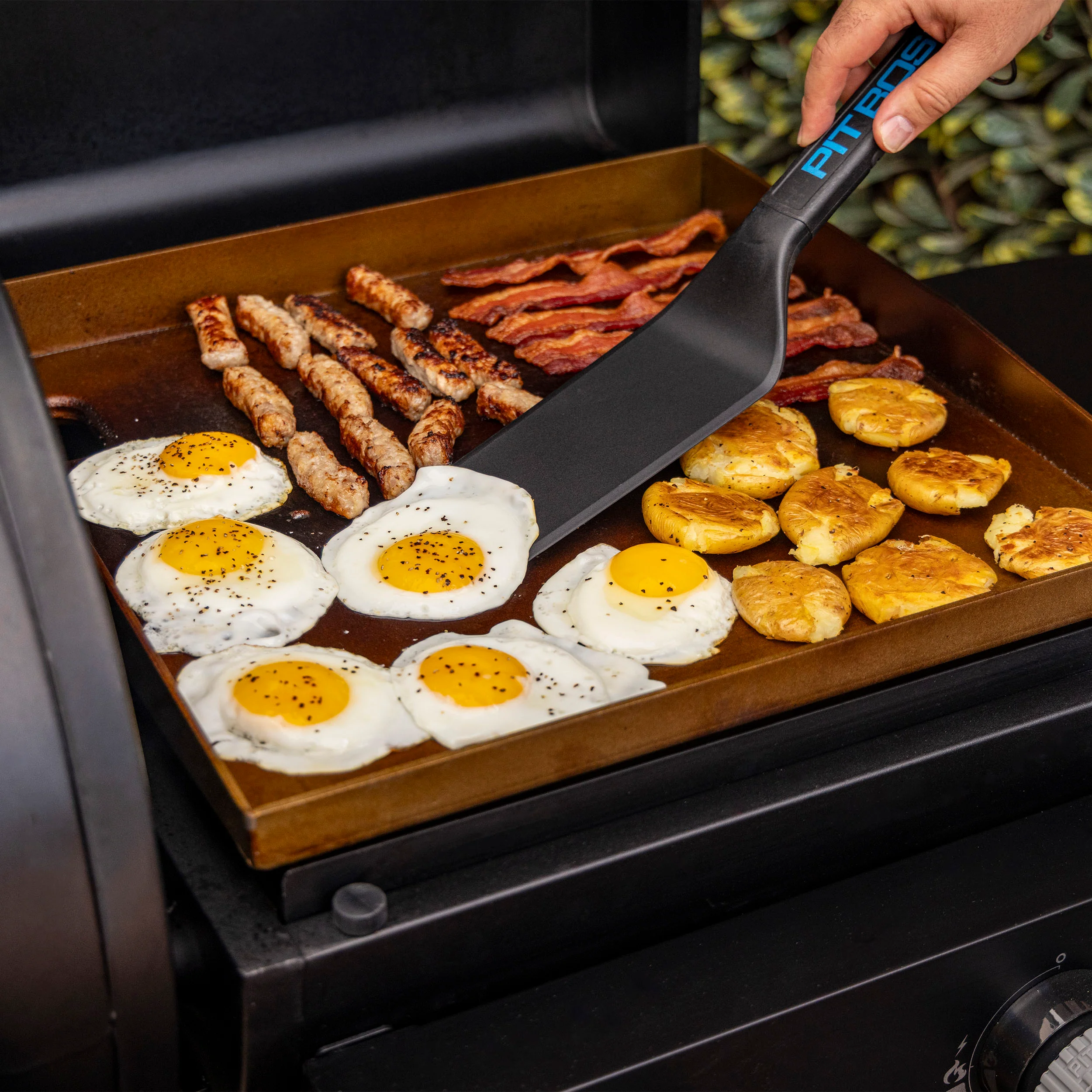 Competition Series 1020 Pellet Grill & Gas Griddle Combo - Image 7